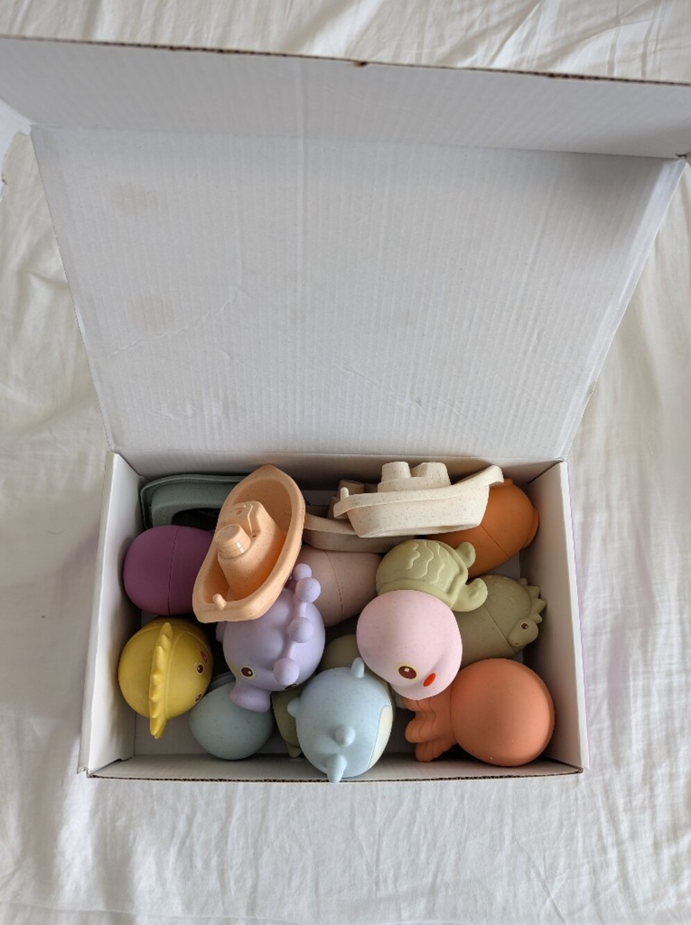 Amchsuri Baby Bath Toys Set 15 Pieces For 6 Months +